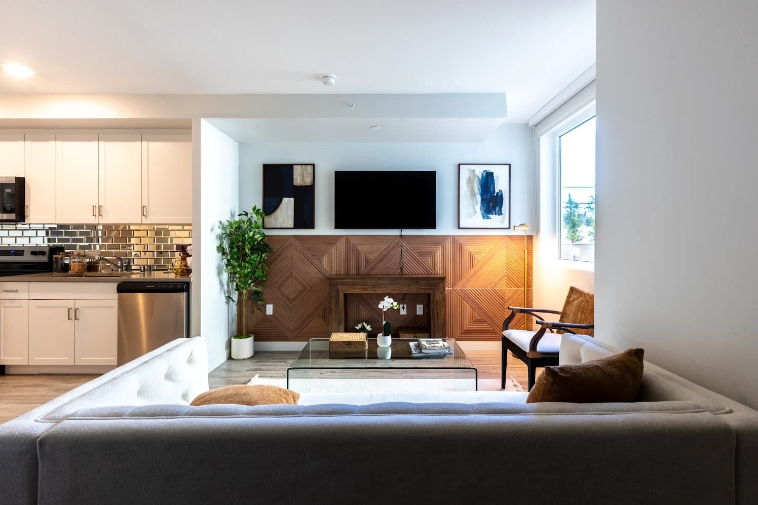 Crenshaw Lofts, photo 4 of 12